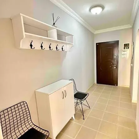 Apartment Merkezi Konum Denize Sifir 2+1 Ferah Tatil Eviniz *