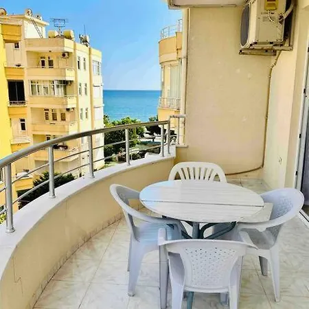 Merkezi Konum Denize Sifir 2+1 Ferah Tatil Eviniz Apartamento *